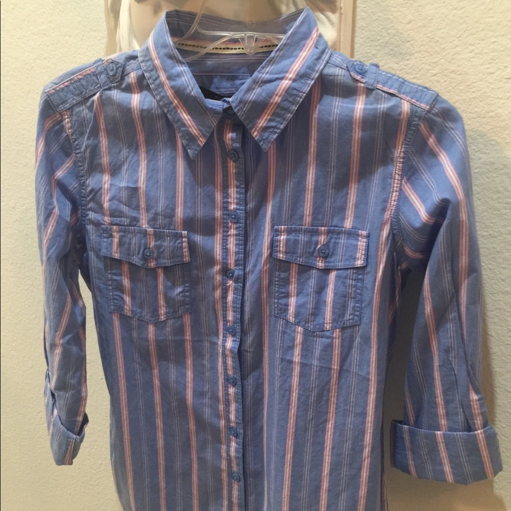 Ladies 3/4 sleeve blue/pink top size M